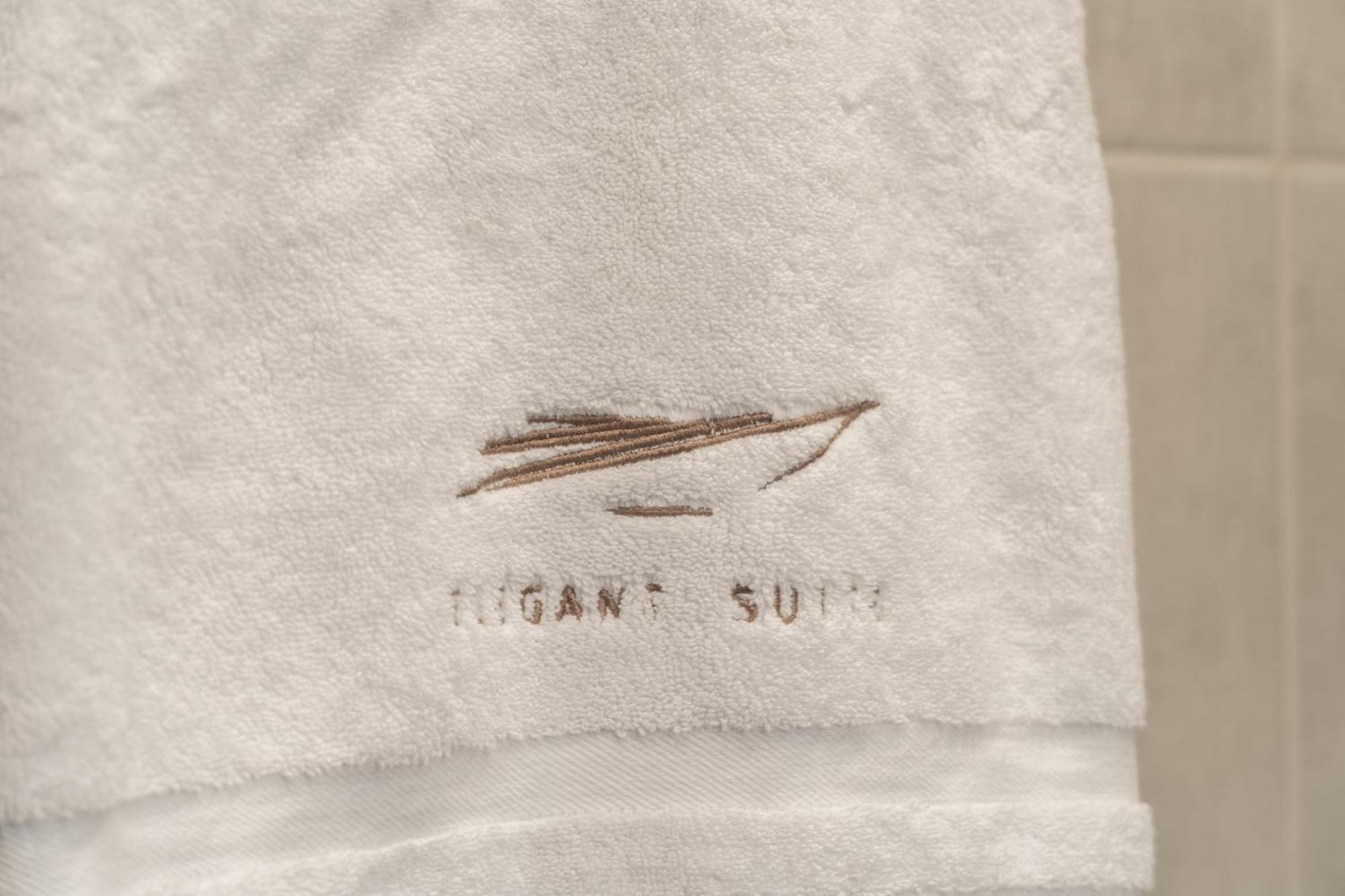 Elegant Suite - Thessaloníki Luaran gambar